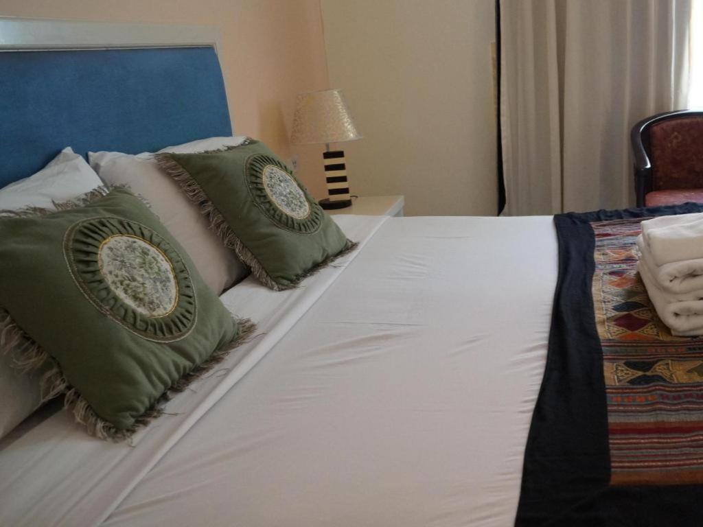 Seng Aroun Hotel Паксе Екстериор снимка