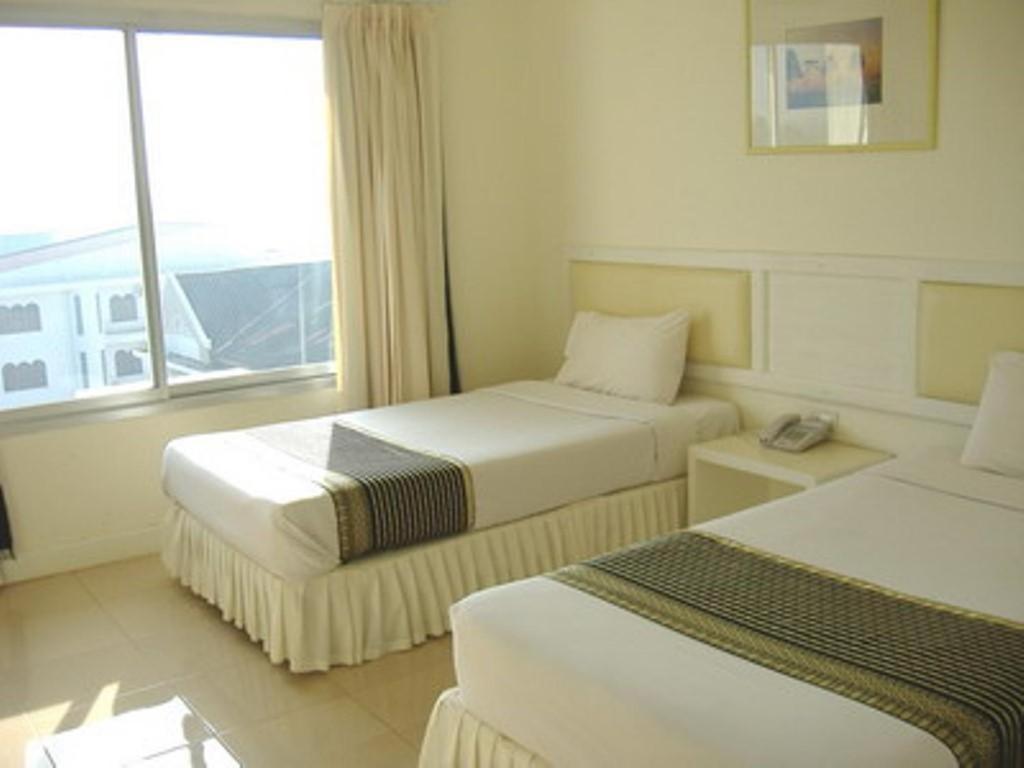 Seng Aroun Hotel Паксе Екстериор снимка