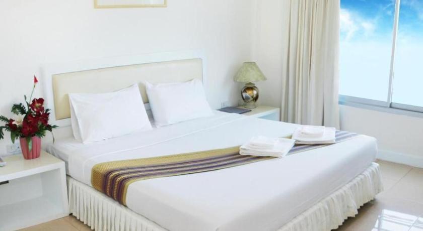 Seng Aroun Hotel Паксе Екстериор снимка